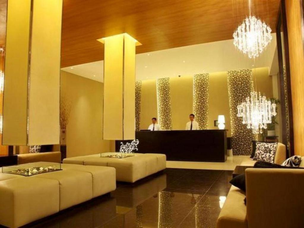 Green Valley Resort Purwokerto Exterior photo